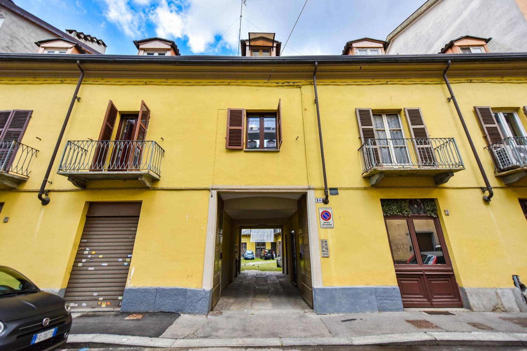 Modern Apartment Piazza Statuto Porta Susa Fs 都灵 外观 照片