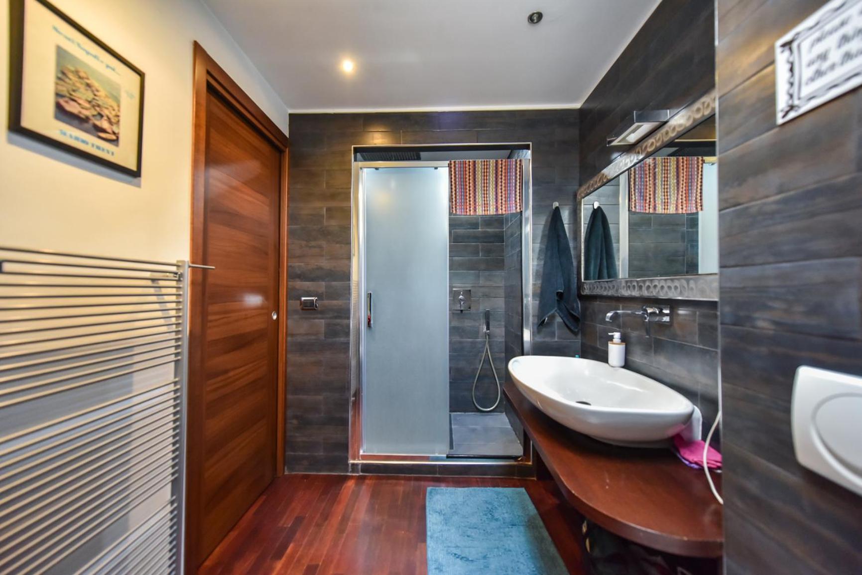Modern Apartment Piazza Statuto Porta Susa Fs 都灵 外观 照片