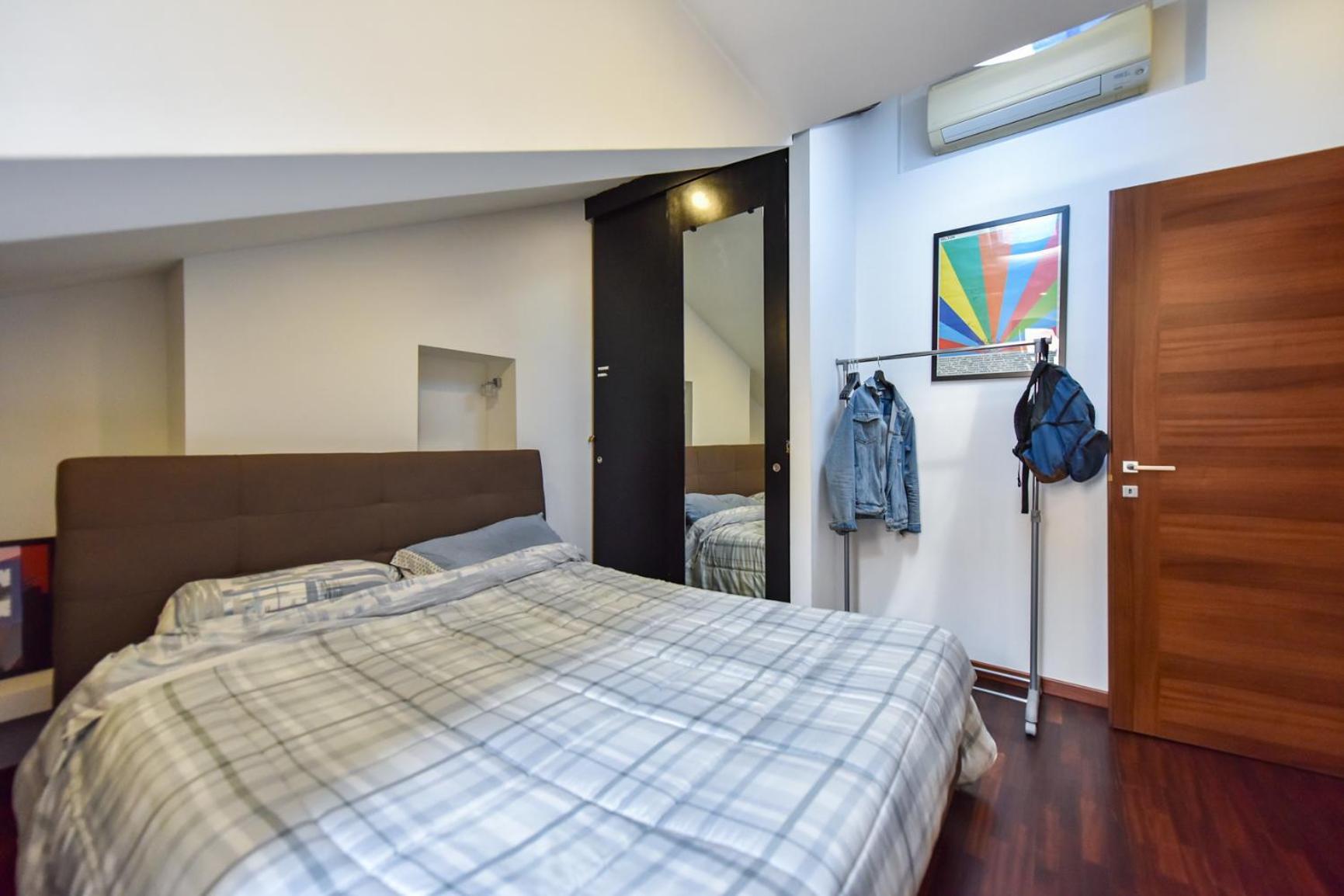 Modern Apartment Piazza Statuto Porta Susa Fs 都灵 外观 照片